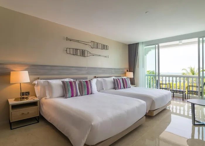 Centara Ao Nang Beach Resort & Spa Krabi